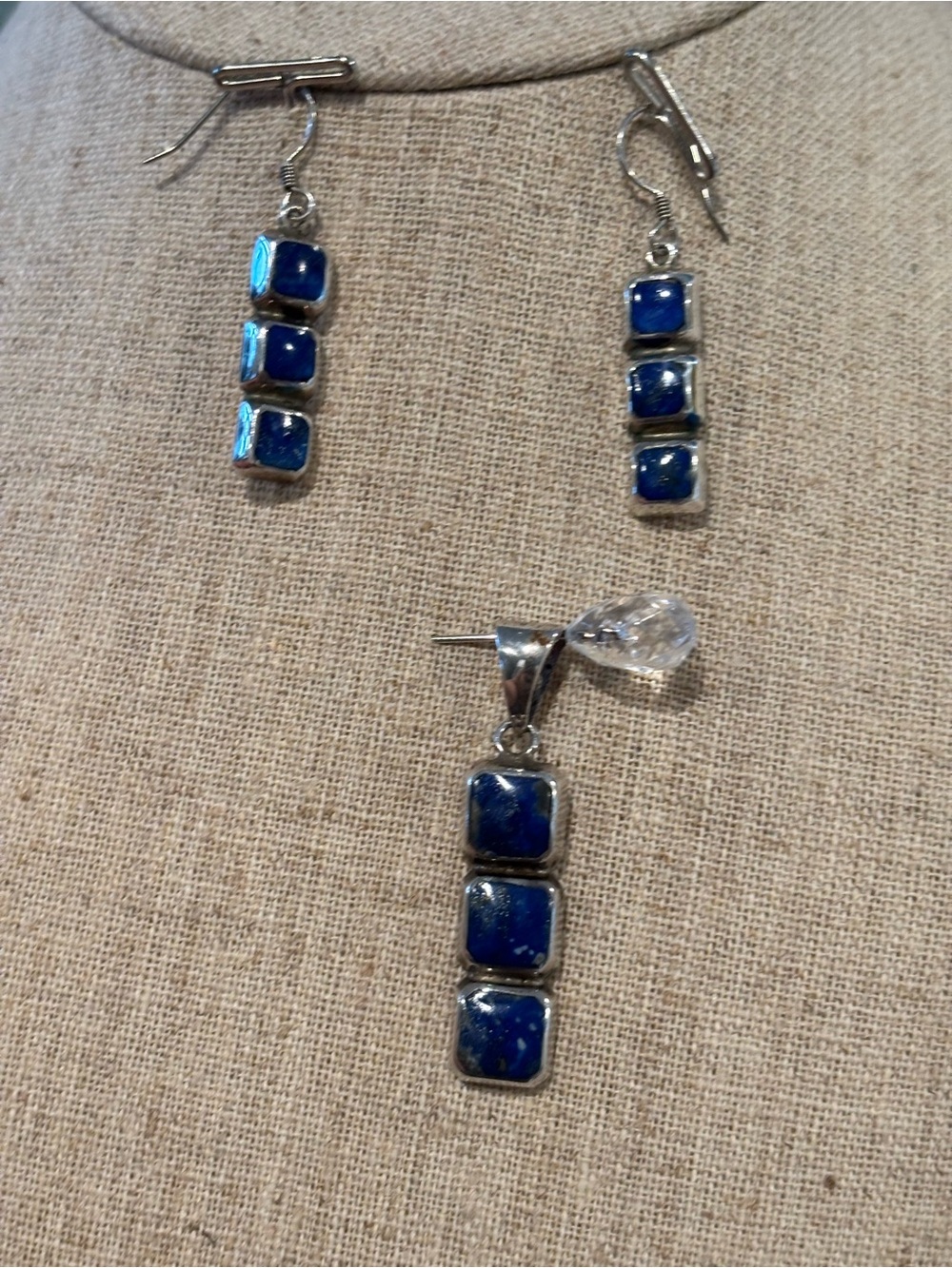 Vintage set of sterling silver 925 pendant with earrings in great condition!